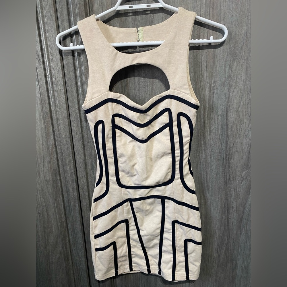 Bodycon dress, size 6 (fits like a small)